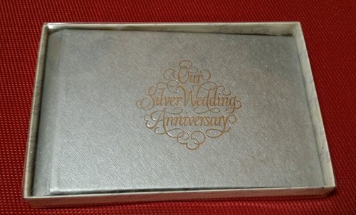C.R. Gibson Snapshot Photo Album 25th Our Silver Anniversary Holds 20 Photos