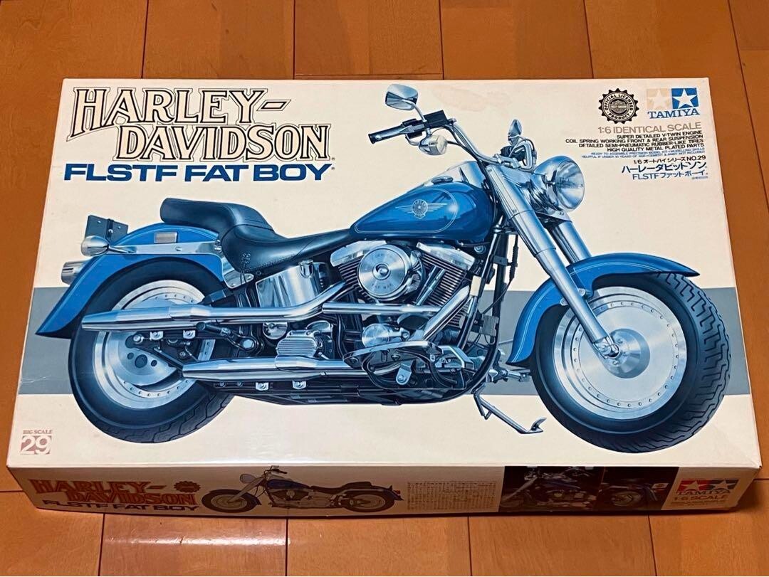 TAMIYA製の1/6スケール、FLSTFB Fat Boy Loモデル。 New】TAMIYA HARLEY DAVIDSON FLSTFB FAT BOY LO 1/6 SCALE