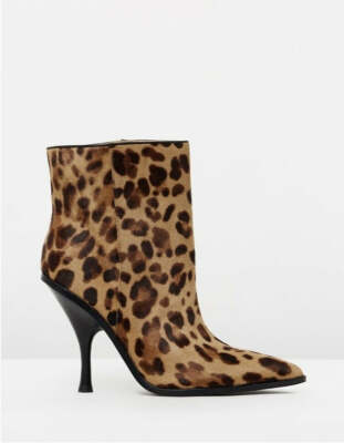 Pre-owned Sigerson Morrison - Hongy Pointed Toe Leopard Boots Free Shipping