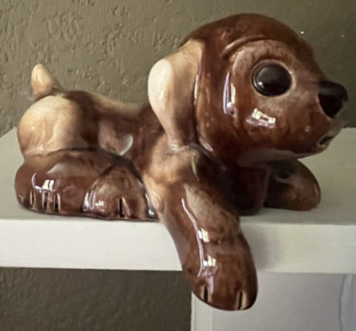 LICHTEN WARE (CHICAGO 1940-60s) - PUPPY DOG SHELFSITTER/FIGURINE - ''PUCK''