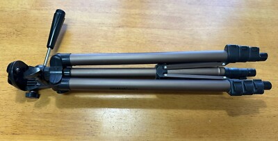 Amazon Basics 50-inch Lightweight Aluminum Camera Mount Tripod