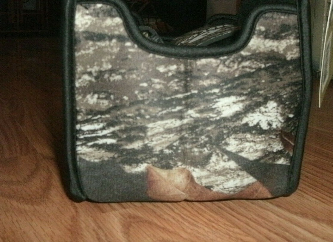 MOSSY OAK Drink Carrier Holder Neoprene Holds 6 Cans Snacks Lightweight Sturdy