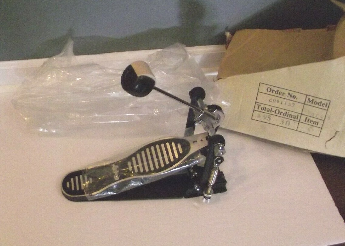 New Ludwig L415FPR  Single Bass Drum Pedal with Reversible Beater