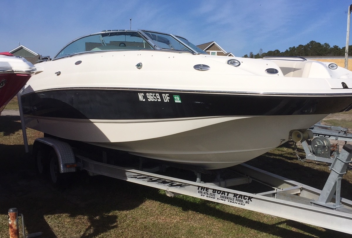 2007 Chaparral 234 Sunesta 24' Deck Boat & Trailer - North Carolina