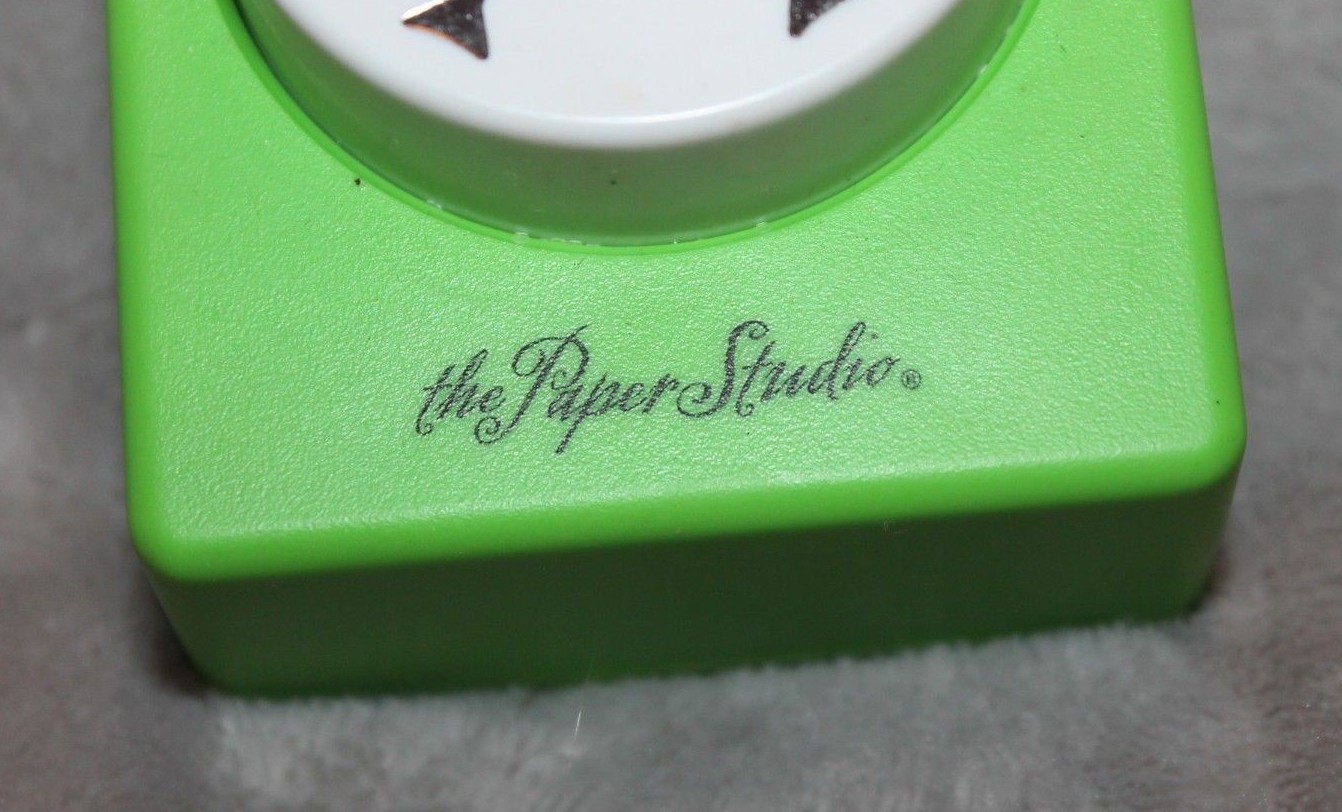 LARGE CHRISTMAS PAPER PUNCH THE PAPER STUDIO