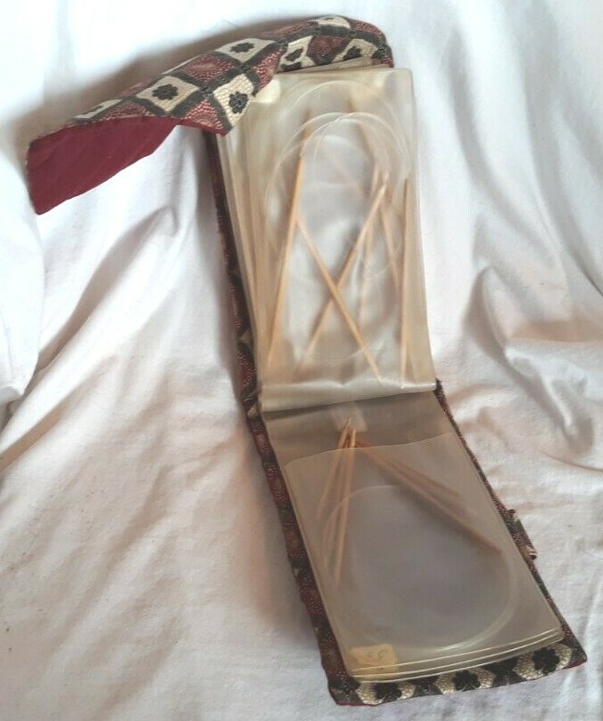 TLC TOTES Quilted Fabr Knitting Needle Case w19 Circular Needles, md in Colorado