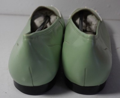 Valley Lane Sage Mint Light Green Leather Flats Slip On Shoes Womans 8W