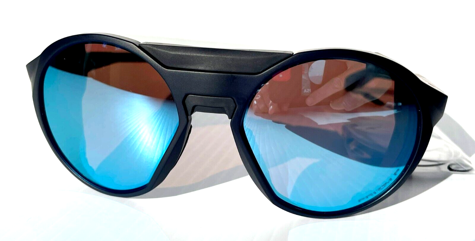 Pre-owned Oakley Clifden Mt Translucent Blue Polarized Prizm Deep Water Sunglass 9440-05