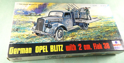 ESCI German Opel Blitz 2 cm Flak 38 1/72  Model Kit Open Parts Sealed S8