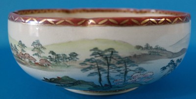 Marked Satsuma Japanese Meiji Period Scalloped Bowl 7 1/4