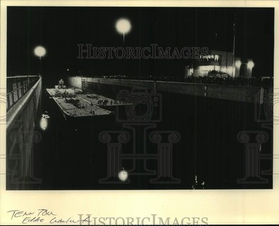 Press Photo A view of a ship navigating Tombigbee Waterway in Tennessee at night