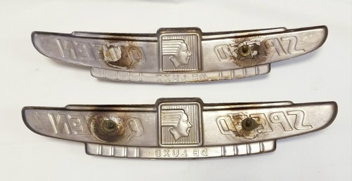 Lot of 2 Vintage Original Speed Queen Deluxe Washer Metal Nameplate Emblem Logos