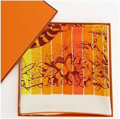 Unused w/box HERMES Carre 90 Jungle Love RAINBOW 35in vintage Silk Scarf 90cm