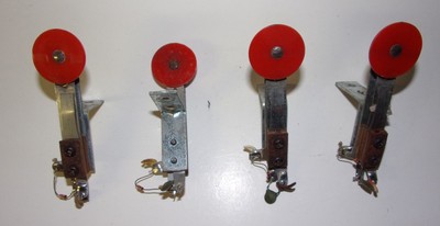 Bally SS Harlem Globetrotters Pinball Machine & more -- ROUND STATIONARY TARGETS