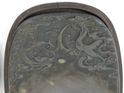 ANTIQUE CARVED INK STONE WITH ORIGINAL WOOD BOX