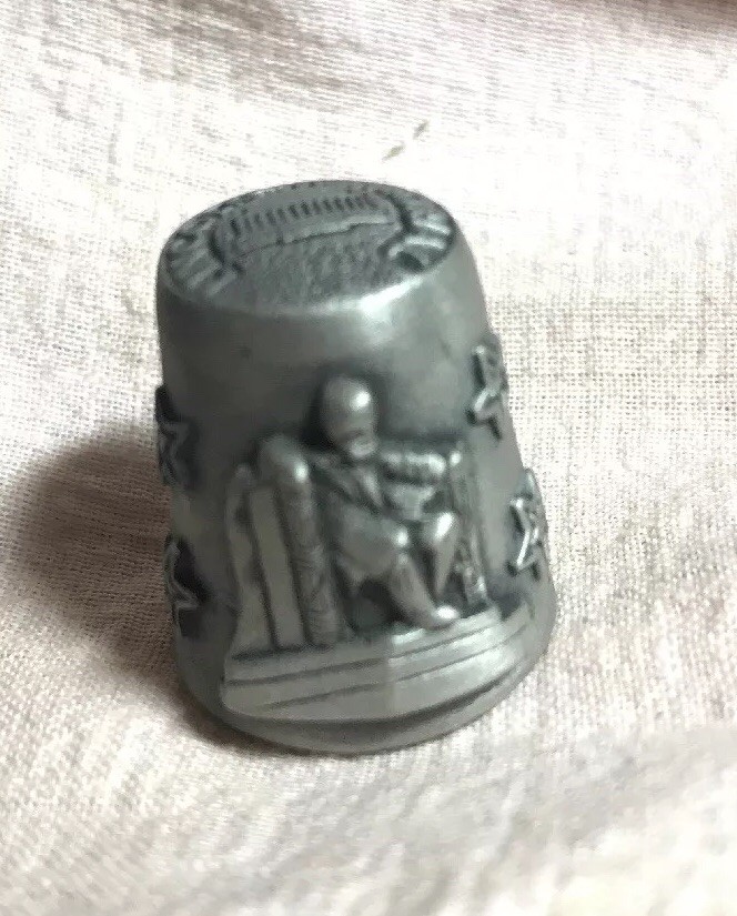 Thimble Signed Nicholas Gish Lincoln Memorial GETTAYBURG ADDRESS In  Hi-Relief