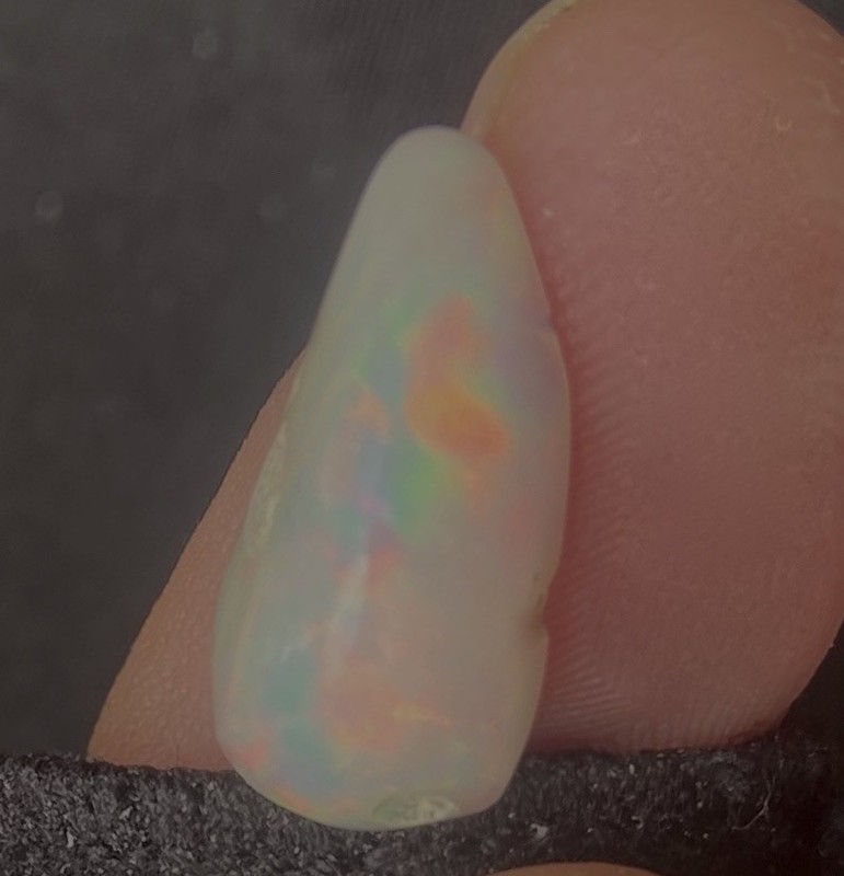 welo-crystal-opal-fireworks-color-preform-rub-29-carats-ethiopia