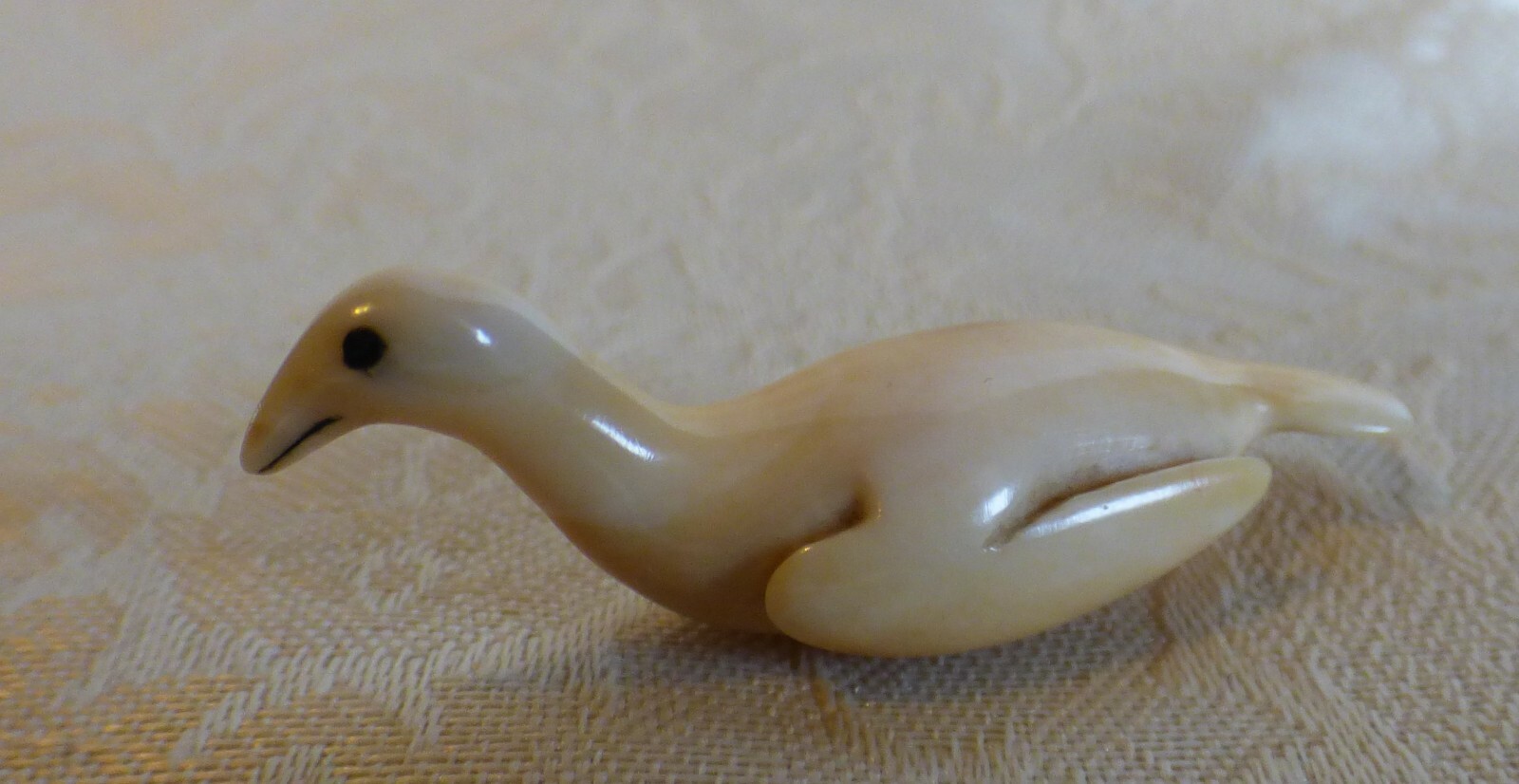 Vintage Small hand carved Dove bird   Charm