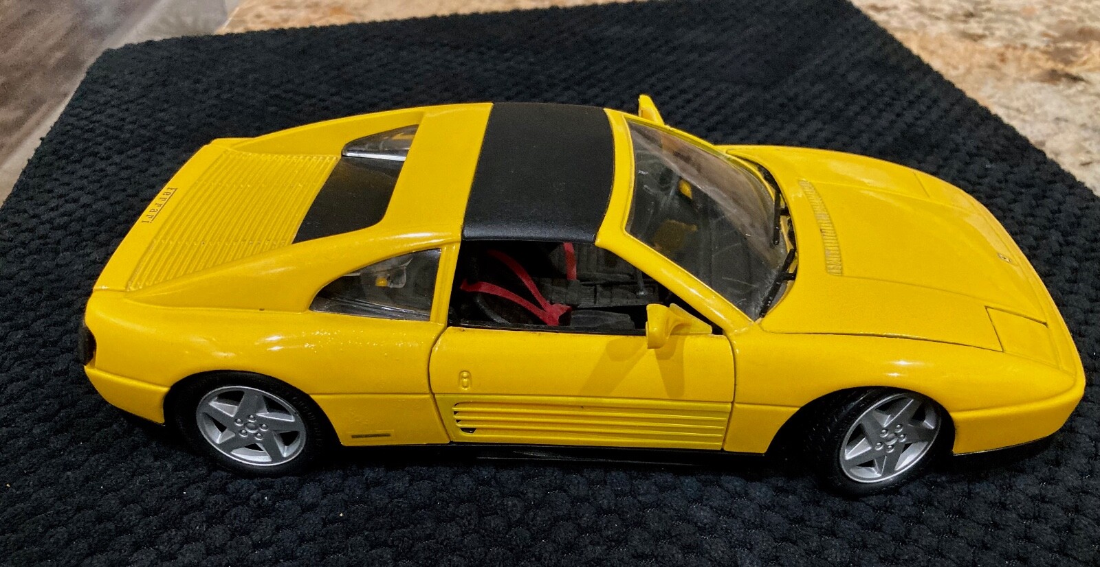 【Maisto】Ferrari 348ts 組み立てキットSET Ferrari 348 TS Scale Model by Maisto | eBay
