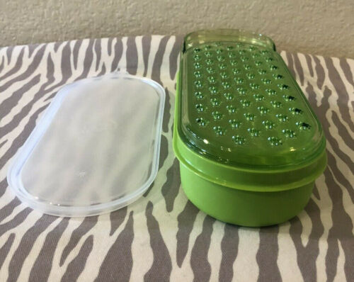 Tupperware Oval 3 Piece Cheese Grater Container and Lid 2 Cups Green New
