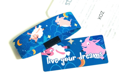 ZOX **LIVE YOUR DREAMS** Silver Strap Small NIP Wristband w/Card PIGS &SHEEP