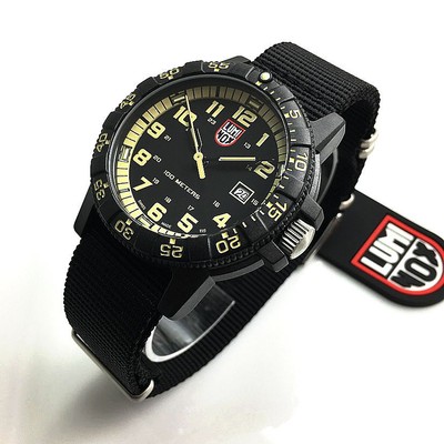 Pre-owned Luminox Men's  Leatherback Sea Turtle Giant Nylon Strap Watch Xs.0333