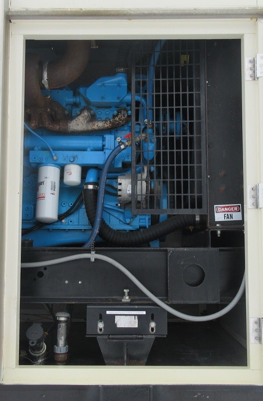 300 kw Cummins Diesel Generator / Genset - Load Bank Tested - Mfg. 2001