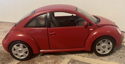 Volkswagen New Beetle 1998 Die Cast RED 1/18 Scale  BURAGO