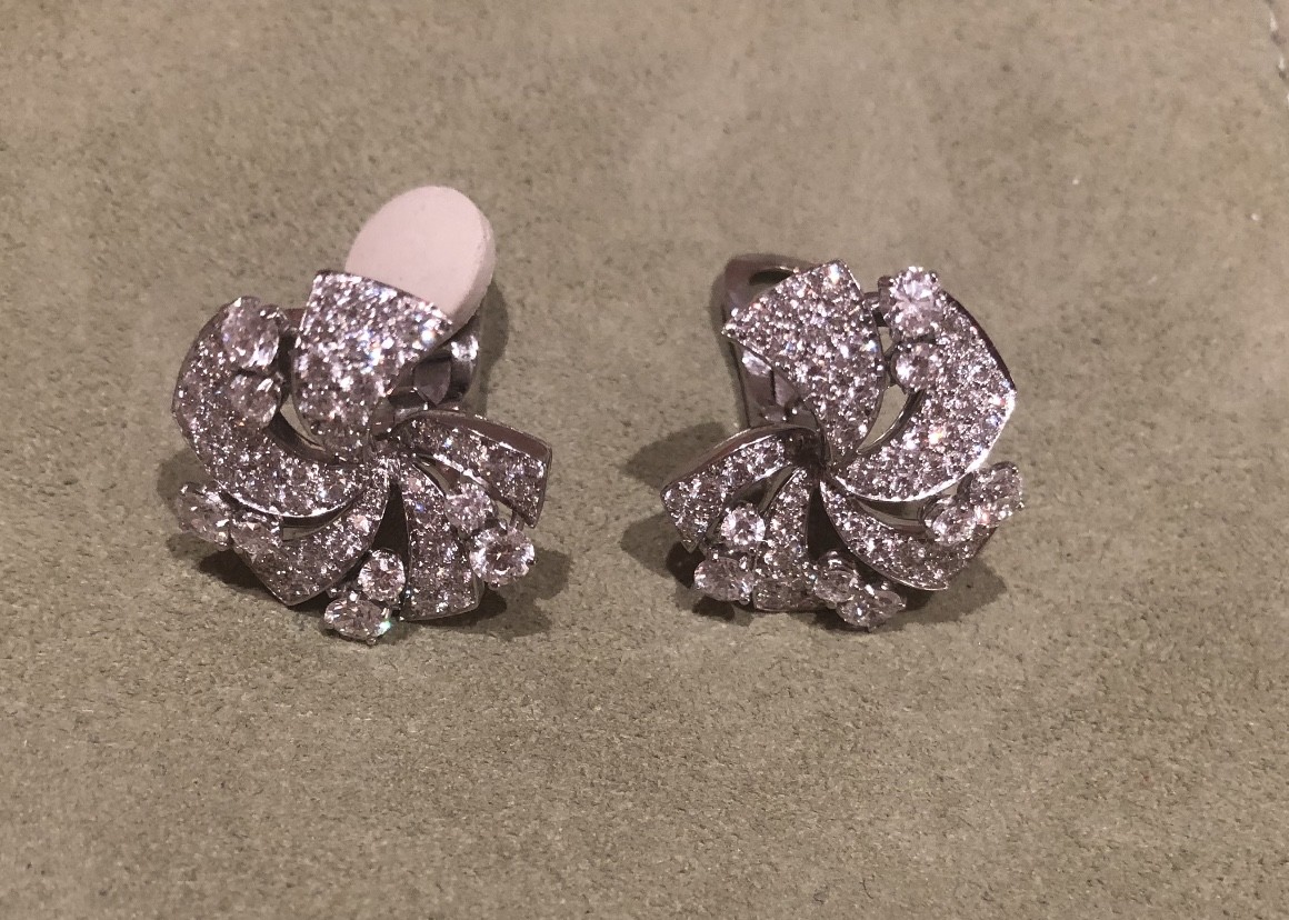 Vintage Van Cleef & Arpels 18K White Gold Vintage Diamond Earrings Very Rare!