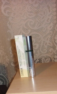 Clinique 'high Impact Extreme Volume Mascara 02 black NEW IN BOX