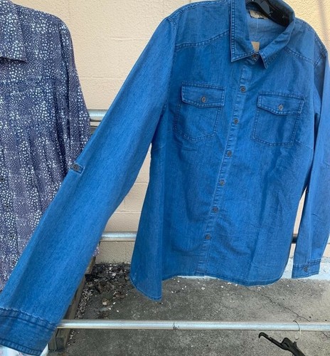 Women's plus size Button down denim chambray blue Shirt top long sleeve 2 pocket