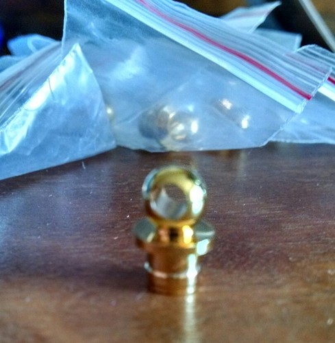 24 kt Hut Woodworking 15 Top Finials for Ornaments or similar projects