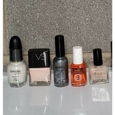 Polish LOT Sephora White Cap Victoria's Secret Flirt Alert Nailtini Caviar Essie