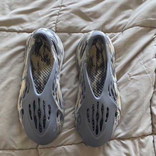 Size 11 - adidas Yeezy Foam RNNR MXT Moon Gray | eBay Size 11 - adidas Yeezy Foam RNNR MXT Moon Gray | eBay