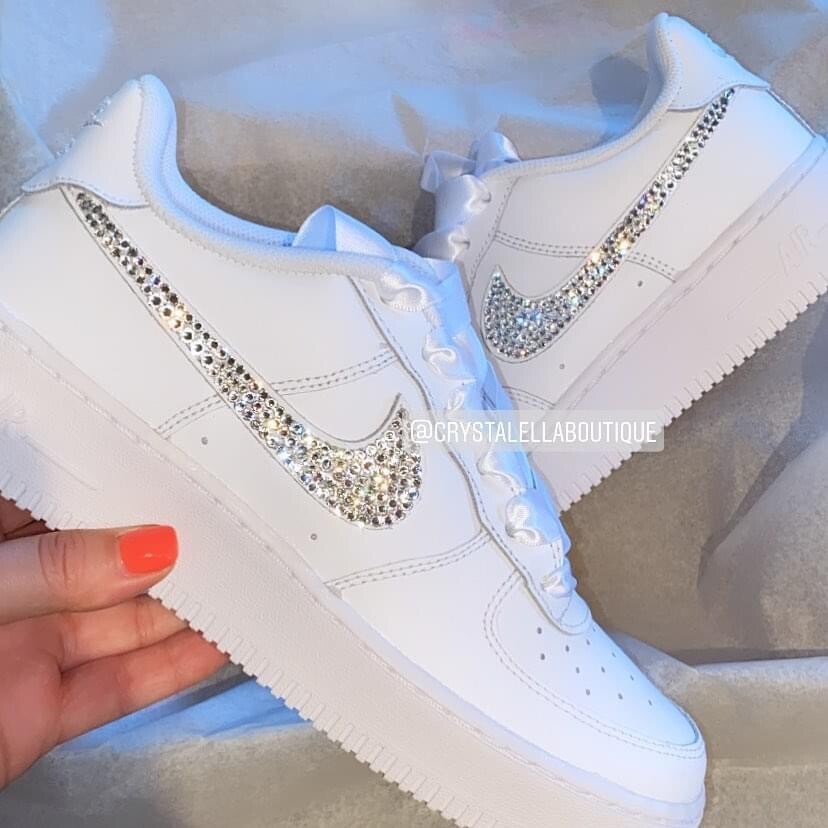 【本物保証 /関税・送料無料】Swarovski × Nike WMNS Air Force Swarovski x Nike WMNS Air Force 1 Low Triple White - Dec