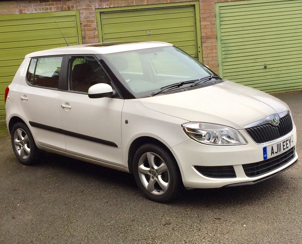 Skoda Fabia 2011 1.2L 36K DSG Semi-Auto TSi MOT 20/06/2018 ...