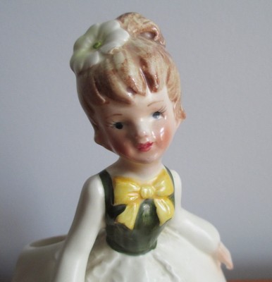 Lefton Lady Planter MR 6639 Green Yellow Flowers Label Vintage Japan