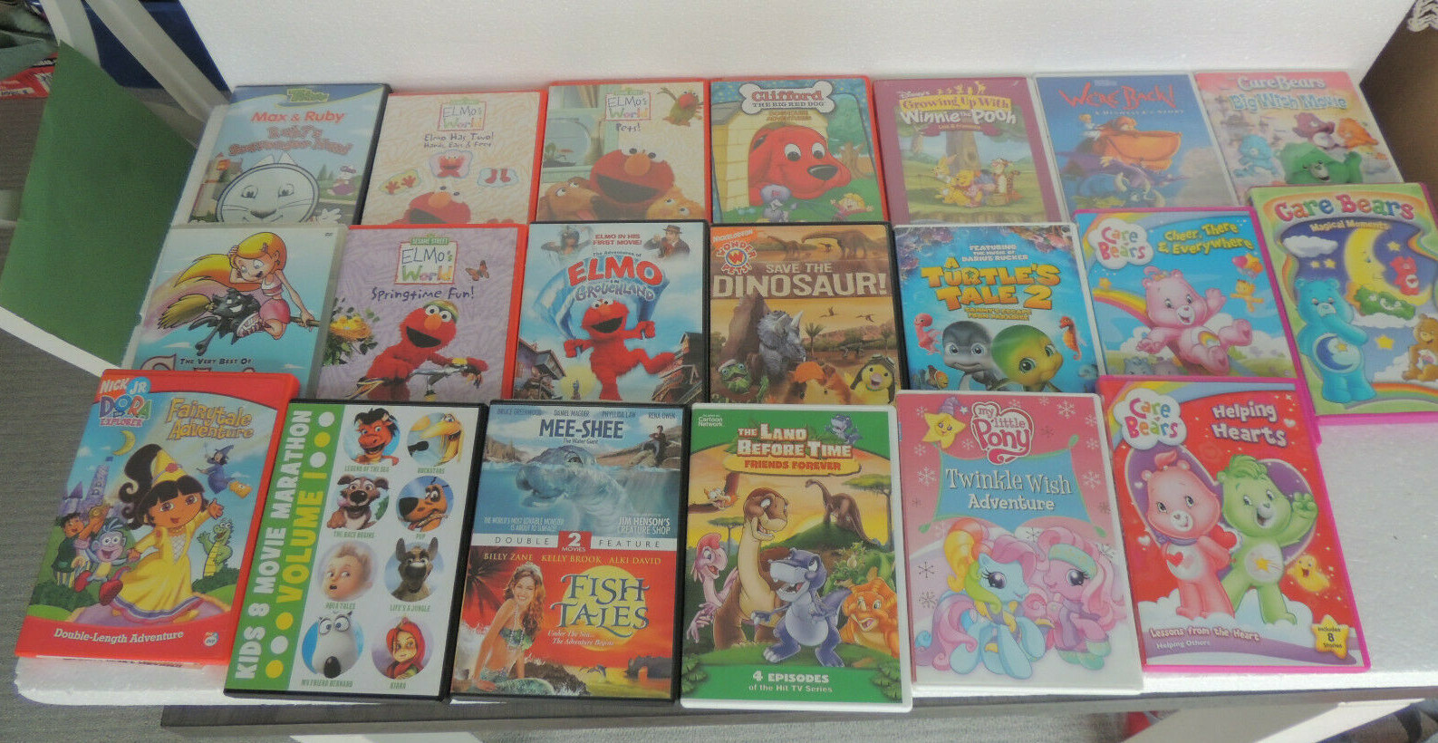World wide Kids DVDとCD World wide Kids DVDとCD Childrens/Family DVDs and Blu-rays