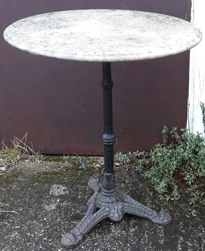 Vintage Cast Iron Pub / Patio / Garden Table With Round Reconstituted