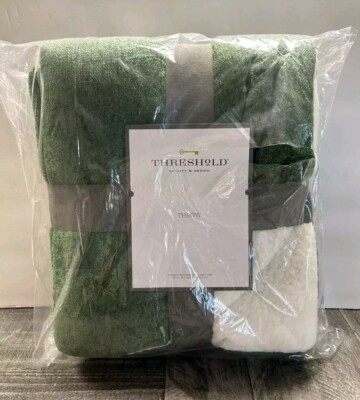 Threshold Solid Plush With Sherpa Reverse Throw Blanket, Green, 50'' x 60''
