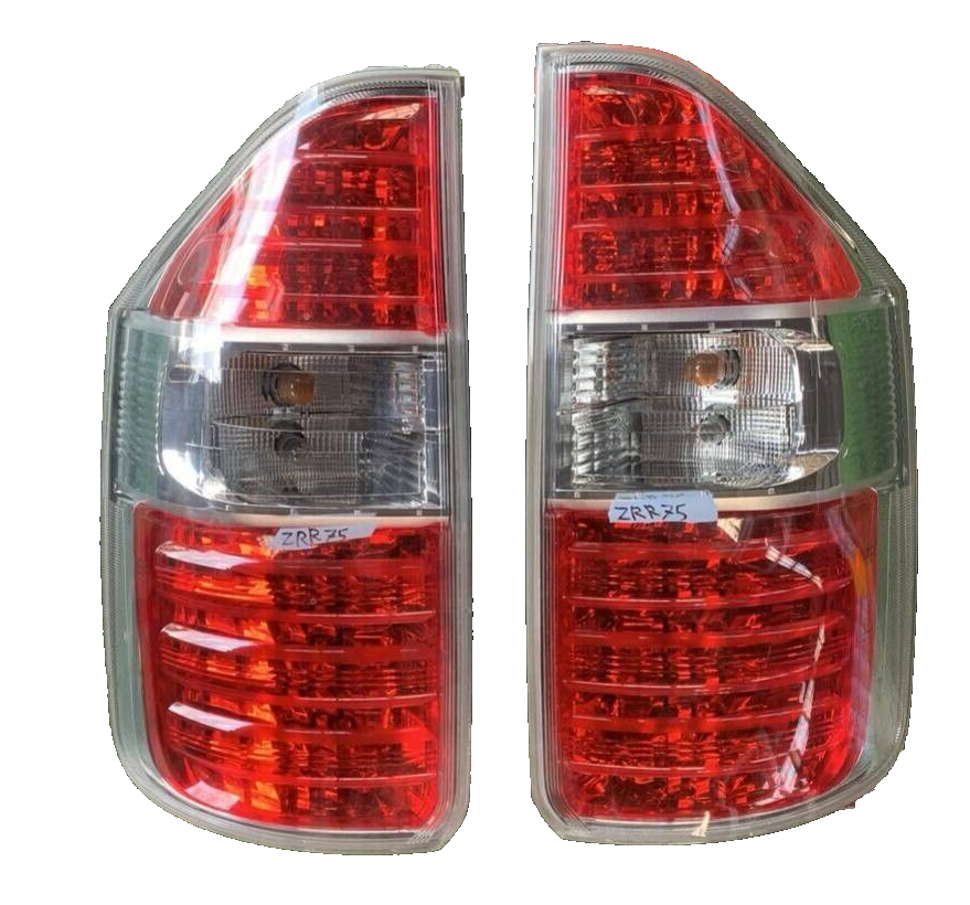 Toyota Noah Voxy Tail Light Set Rear Lamp ZRR70/ZRR75