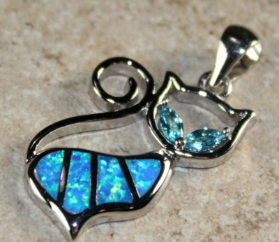 SILVER Elegant Blue Fire Opal &Sky Blue Topaz Kitty Cat Pendant WP40802