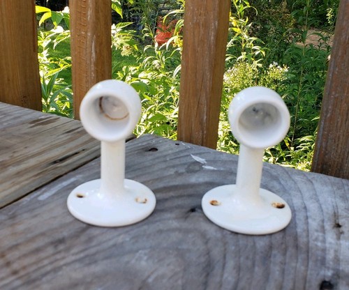 Vintage/Antique White Porcelain Over Cast Iron 18