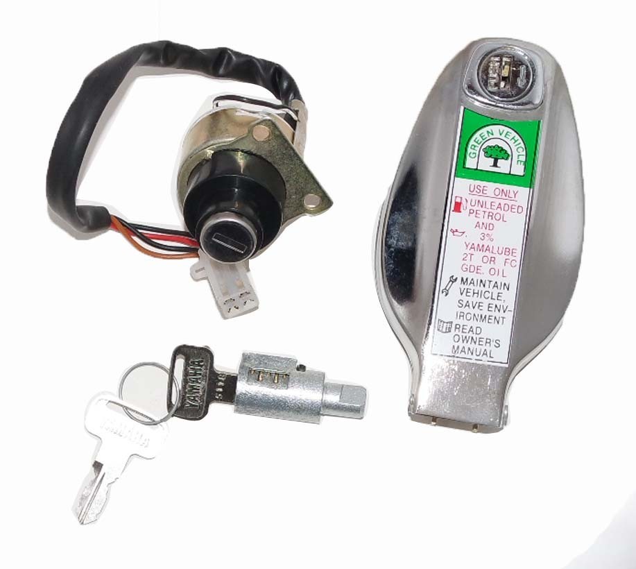 Yamaha RX 100 Lock Set Locking Fuel Tank Cap Ignition Switch Steering Lock 