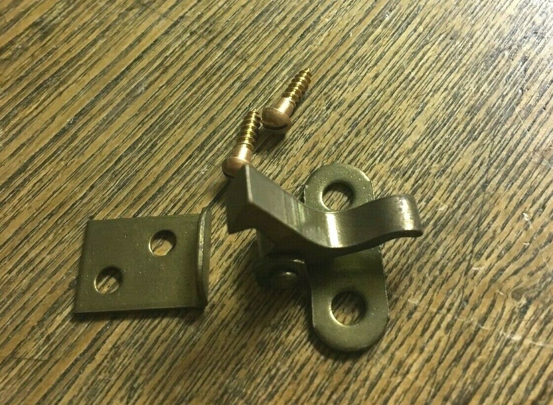 20 Antique Brass Cupboard Door Spring Elbow Catches by SARGENT NOS