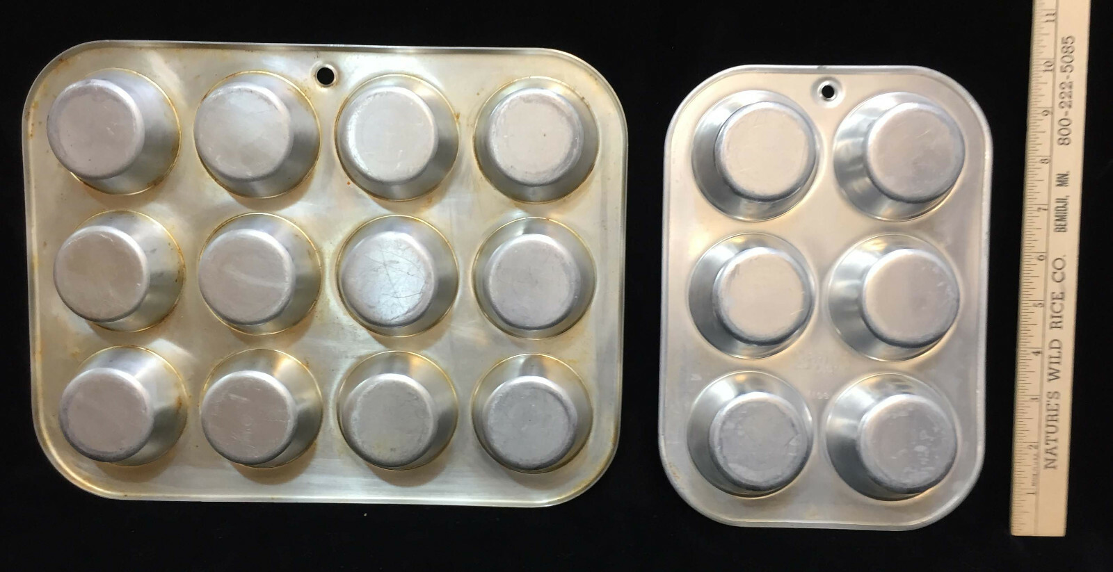 Muffin Tins Pans Lot 2 Aluminum Green 6 Cup Mirro & 12 Cups Comet USA Vintage