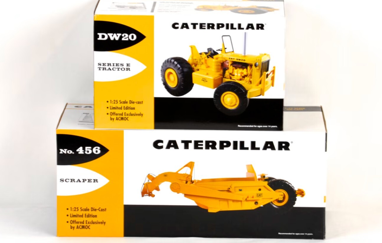 Cat DW20 Tractor with 456 Scraper First Gear 1:25 Scale 49