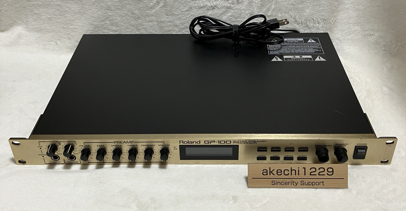Roland GP-100 Guitar Preamp / Processor Multi Effector 1U