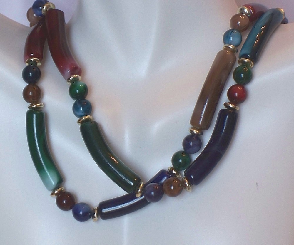 VINTAGE 70'S 2 STRAND MULIT COLORED MARBLED BEAD NECKLACE C170