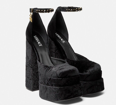 Versace Aevitas Platform Black Velvet Shoe Pump Crystal Medusa 39/9 NWB $1,575